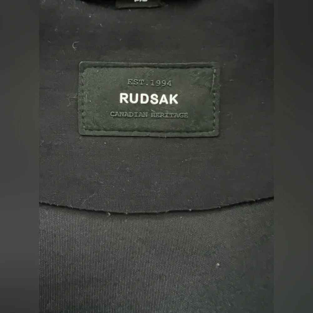 RUDSAK Black Draped Open-Front Jacket with Leather Trim – Modern Statement - Picture 12 of 16